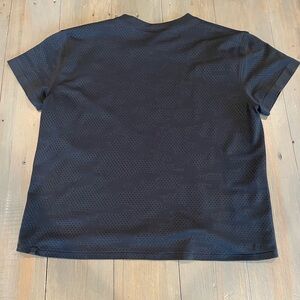 Lululemon crop camo t-shirt mesh